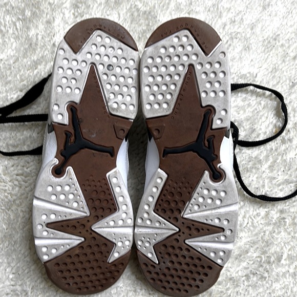 NIKE JORDAN SHOES - Picture 5 of 7